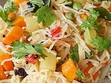 హెల్తీ అండ్ టేస్టీ వెజిటేబుల్ సేమ్యా ఉప్మా.