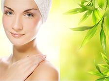 చర్మం కాంతివంతంగా మెరవాలంటే..హెర్బల్స్ వాడడమే