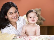 అధిక బరువుకు కారణం అమ్మలే!