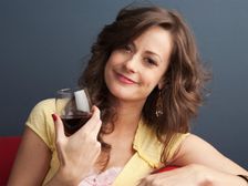 మందు కొడితే....మామ్ మరీ పర్ఫెక్ట్!