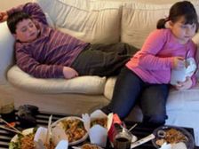 తండ్రులు లావు వుంటే కొడుకులూ లావే!