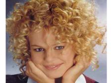 దువ్వెనెల ఎంపికలోనే మీ జుట్టు అందమంతా...!