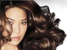 నిగనిగలాడే నల్లటి కురల కోసం...