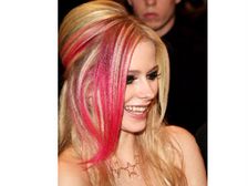 రకరకాల హెయిర్ డైలతో కేశ సౌందర్యం....