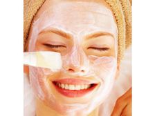 చర్మకాంతిని పెంచే బ్లీచింగ్ తో జర జాగ్రత్త సుమా....