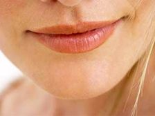 పెదవులు సున్నితంగా మెరుస్తుండాలంటే....