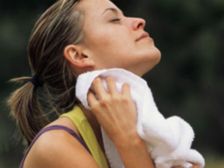 వేసవిలో చీకాకు పెట్టే చెమట...నివారణోపాయాలు...