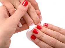 నెయిల్ పాలిష్..నెయిల్ రిమూవర్స్ వాడకంలో మెలుకువలు...