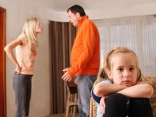 పిల్లలముందు తగవులు మంచిదా? 