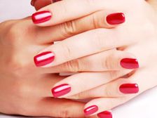 మగువల అందాన్ని పెంచే చేతి వేళ్ళు..గోళ్ళు..