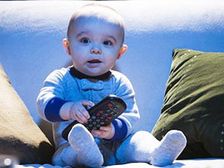 పిల్లల సంబంధాలను అంతం చేస్తున్న టెలివిజన్!