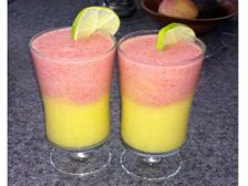 ట్రోపికల్ బ్రీజ్ ప్రోటీన్ మిల్క్ షేక్