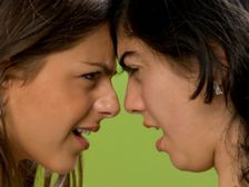 మీ వదిన లేదా ఆడపడుచులతో సమస్యా...? 