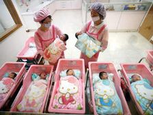 శిశువు పుట్టిన వెంటనే పరీక్షలు ఎలా? 