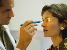 షుగరును నిర్లక్ష్యం చేస్తే ..? కంటి చూపు కోల్పోయే ప్రమాధం..! 