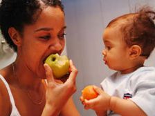 ప్రసవం తర్వాత స్త్రీ ఎలాంటి ఆహారం తీసుకోవాలి..?