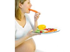 గర్భిణీ స్త్రీలకు బలవర్థక ఆహారాన్ని ఇవ్వకుండా ఆంక్షలా...?