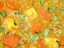 నాన్-చపాతీ స్పెషల్ సైడ్ డిష్ నవరతన్‌ కూర్మా..