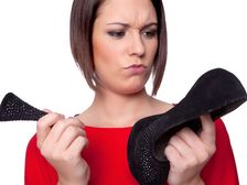 కంప్యూటర్ ముందుకు కూర్చునే మీ కురులకు మెరుగులు అద్దుకోండి