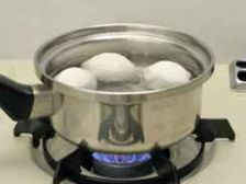 గుడ్లను ఉడకబెట్టడం ఎలా?