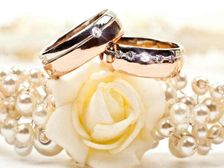 మొదటి వార్షికోత్సవానికి బహుమతిని ఎంచుకోవడం ఎలా?