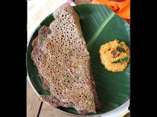 హెల్తీ అండ్ న్యూట్రీషియన్ బ్రేక్ ఫాస్ట్ రాగి దోసె