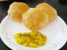 స్పెషల్ టేస్ట్ ..స్పెషల్ బ్రేక్ ఫాస్ట్ పూరీ బాజీ