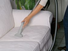 మీ ఫాబ్రిక్ సోఫా ను మంచి స్థితిలో ఉంచడానికి చిట్కాలు 