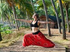 ఆఫీస్ లో ప్రాక్టీస్ చేసేందుకు టాప్ 6 యోగ భంగిమలు 