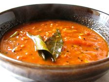  లంచ్ కోసం: ఒక సులభమైనటువంటి టమోటో కర్రీ