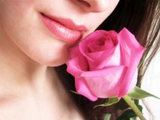  చలికాలంలో పగిలిన పెదాలకు ఉపశమనం కలిగిద్దామిలా