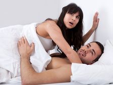 విడాకులు పొందిన వ్యక్తితో డేటింగ్ చేయడం వల్ల పొందే లాభాలు