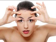 నుదట మీద ముడుతలను నివారించడానికి సహజ మార్గాలు 