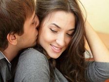 మీ భార్యను పొగడడానికి చాలా సింపుల్ టిప్స్ 