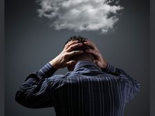 లైఫ్ ఎంజాయ్ చేయాలంటే ఈ ఆలోచనలకు గుడ్ బై తప్పనిసరి..