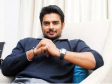సినిమాల్లోకి రాకముందు మన స్టార్స్ చేసిన జాబ్స్ ఏంటి ?
