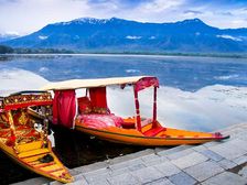 కాశ్మీర్ లో అందాలే కాదు.. అద్భుతాలూ దాగున్నాయి.. !  