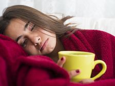 రాత్రి నిద్రకు ముందు గ్రీన్ టీ తాగడం వల్ల పొందే బెన్ఫిట్స్..!!