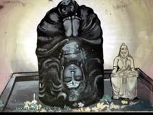  తలక్రిందులుగా తపస్సు చేస్తూ.. దర్శనమిస్తున్న పరమశివుడు..!!