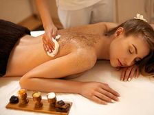 చర్మానికి స్క్రబ్బింగ్ వల్ల కలిగే 10  అద్భుతమైన ప్రయోజనాలు 