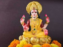 లక్ష్మీదేవి అనుగ్రహం పొందాలంటే ఉండకూడని లక్షణాలు..!