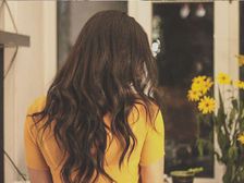 పెళుసుబారిన జుట్టును మృదువుగా చేసే మీరే చేసుకోతగ్గ ఎగ్ వైట్ హెయిర్ మాస్క్ లు 