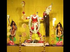 ఛిన్నమస్తా దేవి: స్వయం శిరః ఖండిత దేవత 