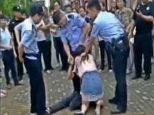 గుడ్ బై ముద్దుతో నాలిక కొరికేసిన మహిళ – చైనాలో దారుణం 