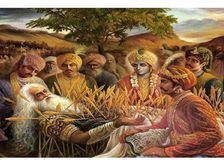 అంపశయ్య మీద ఉన్న భీష్ముని చూసి ద్రౌపది అపహాస్యం చేసింది ఎందుకు ? 