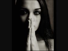 మీ భార్యకు ఇష్టం లేకుండానే శృంగారం చేస్తున్నారా? దానికి సహకరిస్తేనే డబ్బులిస్తామంటున్నారా? 