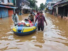 కేరళ వరదలు : వరద నీటి వలన కలిగే వ్యాధుల నివారణా మార్గాలు 