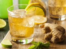 నీటిని తరచుగా తాగడం ఇష్టం లేదా? అయితే శరీరాన్ని డీహైడ్రేట్ కాకుండా ఉండేందుకు   ఈ ప్రత్యామ్నాయాలు అనుసరించండి.