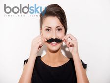 పై పెదవిపై వెంట్రుకలు తొలగించే 8 ఎఫెక్టివ్ హోం రెమెడీస్ 