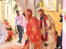 నవంబర్ నెలలో వివాహానికి అనుకూల తేదీలు మరియు మంచి ముహుర్తాల గురించి తెలుసుకోండి..